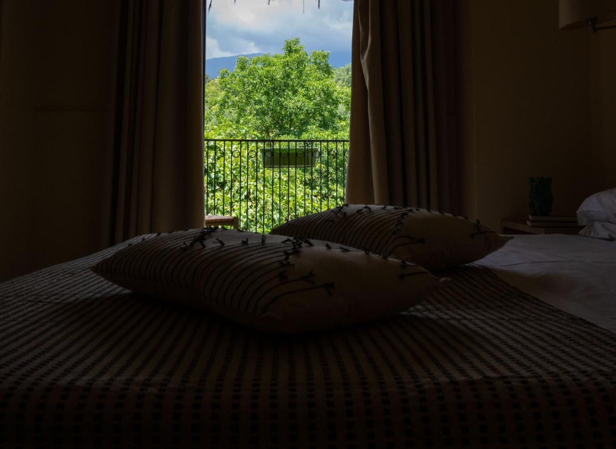 Hotel Milomax Bagian luar foto