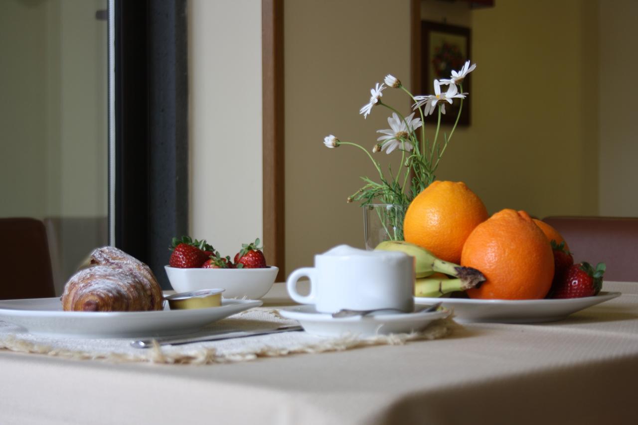 Hotel Milomax Bagian luar foto